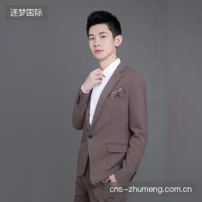 叶璨新
